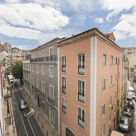 Appartement Lovelystay Rooftop Duplex In Sao Bento *