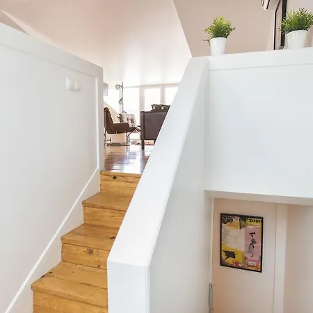 Appartement Lovelystay Rooftop Duplex In Sao Bento