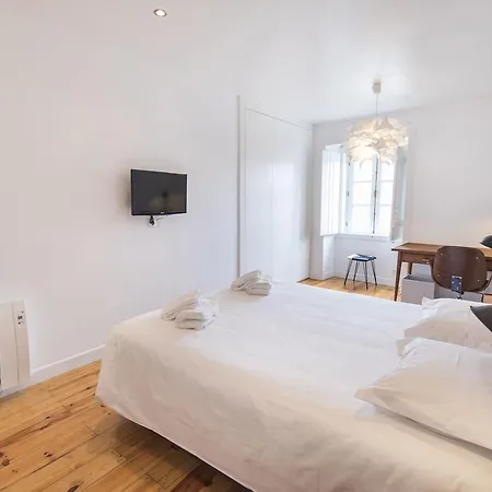 Lovelystay Rooftop Duplex In Sao Bento *