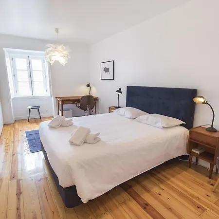 Appartement Lovelystay Rooftop Duplex In Sao Bento