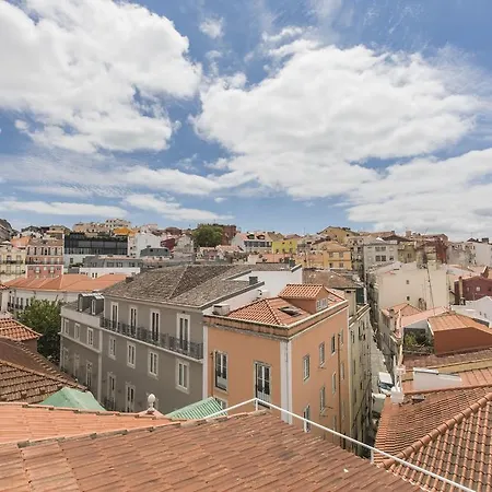 Lovelystay Rooftop Duplex In Sao Bento * Lissabon