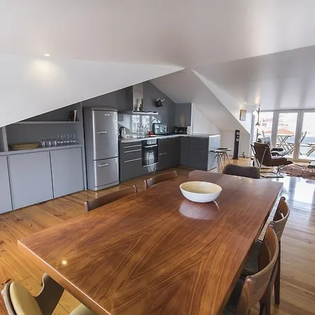 Lovelystay Rooftop Duplex In Sao Bento Apartment *