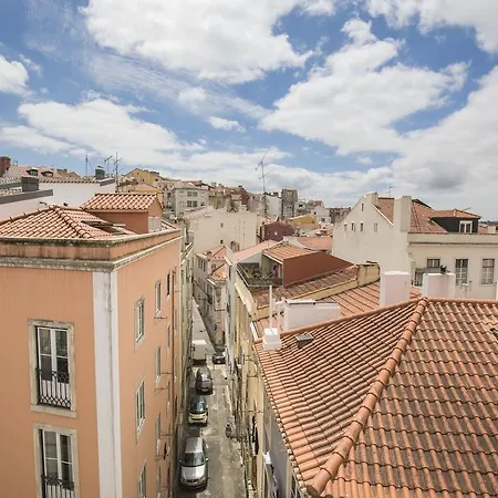 Lovelystay Rooftop Duplex In Sao Bento